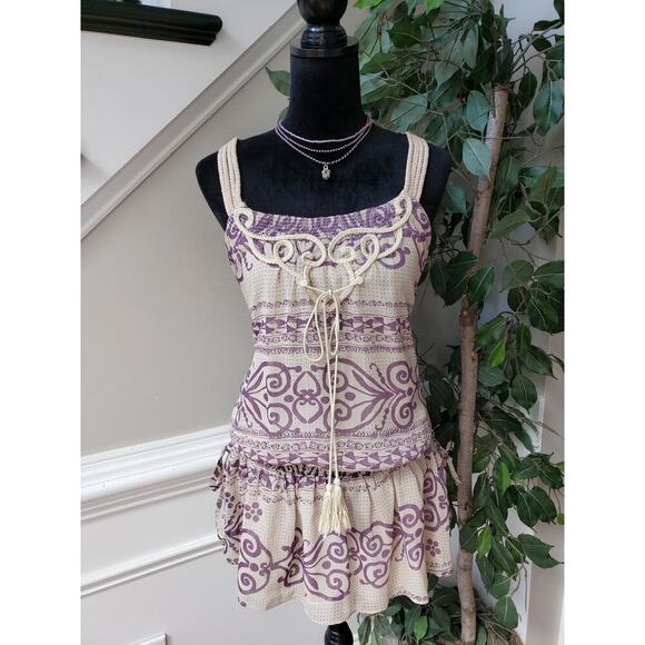 Freelance Tunic Top Womens Large White Purple Print Smocked Waist Ruffle Hem - Picture 1 of 13